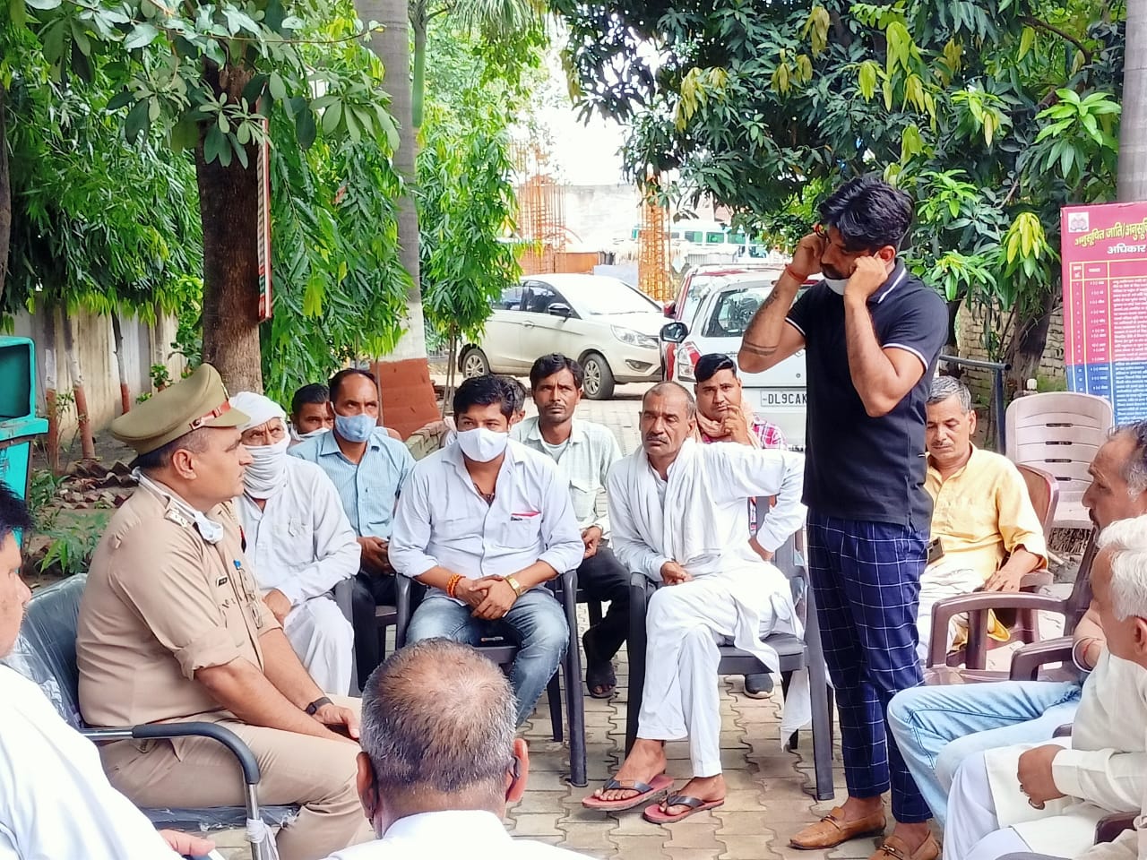 बदमाश ने थाने में कान पकड़ कर कहा अब नहीं करूंगा गलत काम